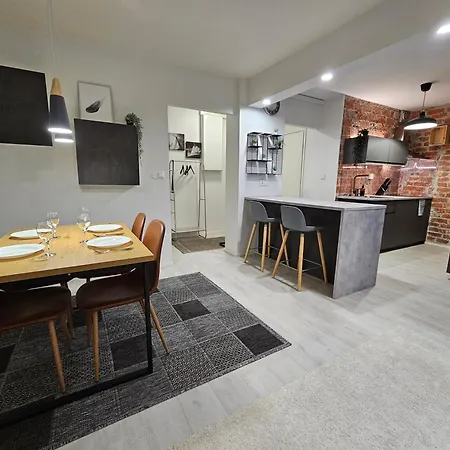 Appartement Cozy - Two-room With Modern Kitchen *